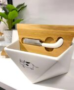 Microwave Safe Butter Dish - High‑gloss porcelain butter container with a bamboo‑wood lid, includes a stainless steel butter knife, dishwasher and freezer compatible, imported craftsmanship. - Image 3
