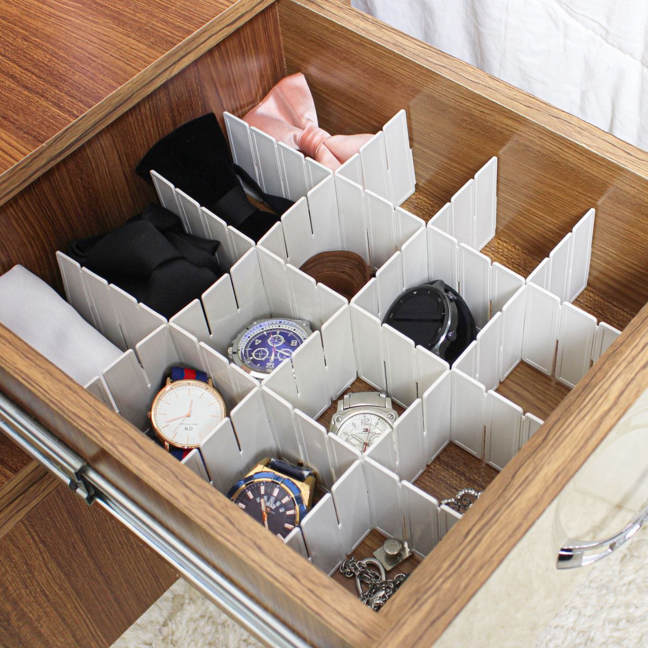 photo_5947546999719051902_y Drawer organizer to organize makeup, accessories, socks, and underwear- 6 Pcs - Image 1