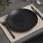 ⁦Spiral Porcelain Serving Set 26cm round,black⁩ - الصورة ⁦3⁩