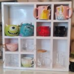 MUG ORGANIZER - TRENDY MUG HOUSE: All mugs in one place with this extraordinary and stylish product!" - Generic
