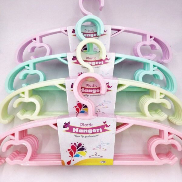 Plastic clothes hanger set - 6 pieces, assorted colors