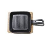 A flower grill with a wooden base to perfectly serve food on your table