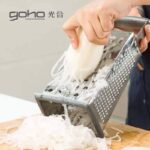 ⁦VA Stainless Steel Four Sided Box Grater with Handle, Kitchen Grater and Slicer for Cheese, Vegetables, Fruits and Carrots, Dishwasher Safe Manual Grating Tool⁩ - الصورة ⁦4⁩