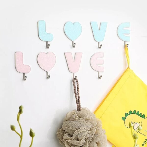 love sticker 4 * 1 clothes hanger - colors variety